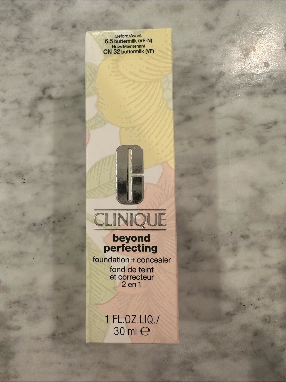 Clinique Beyond Perfecting Foundation + Concealer — Buttermilk (CN 32) NIB